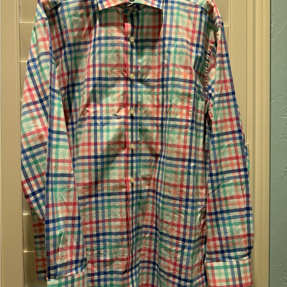 Vineyard Vines XL Cotton button down shirt excellent condition
